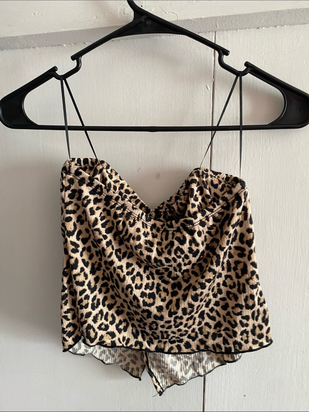 Leopard Print Crop Top - Picture 4 of 6
